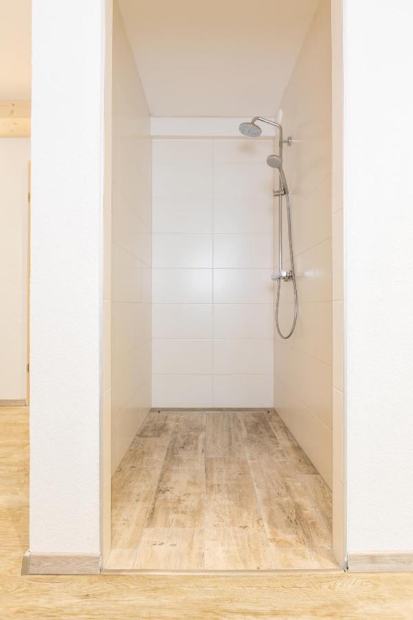 ניוסטיפט אים סטובאיטל Apart&Chalet Chiara מראה חיצוני תמונה