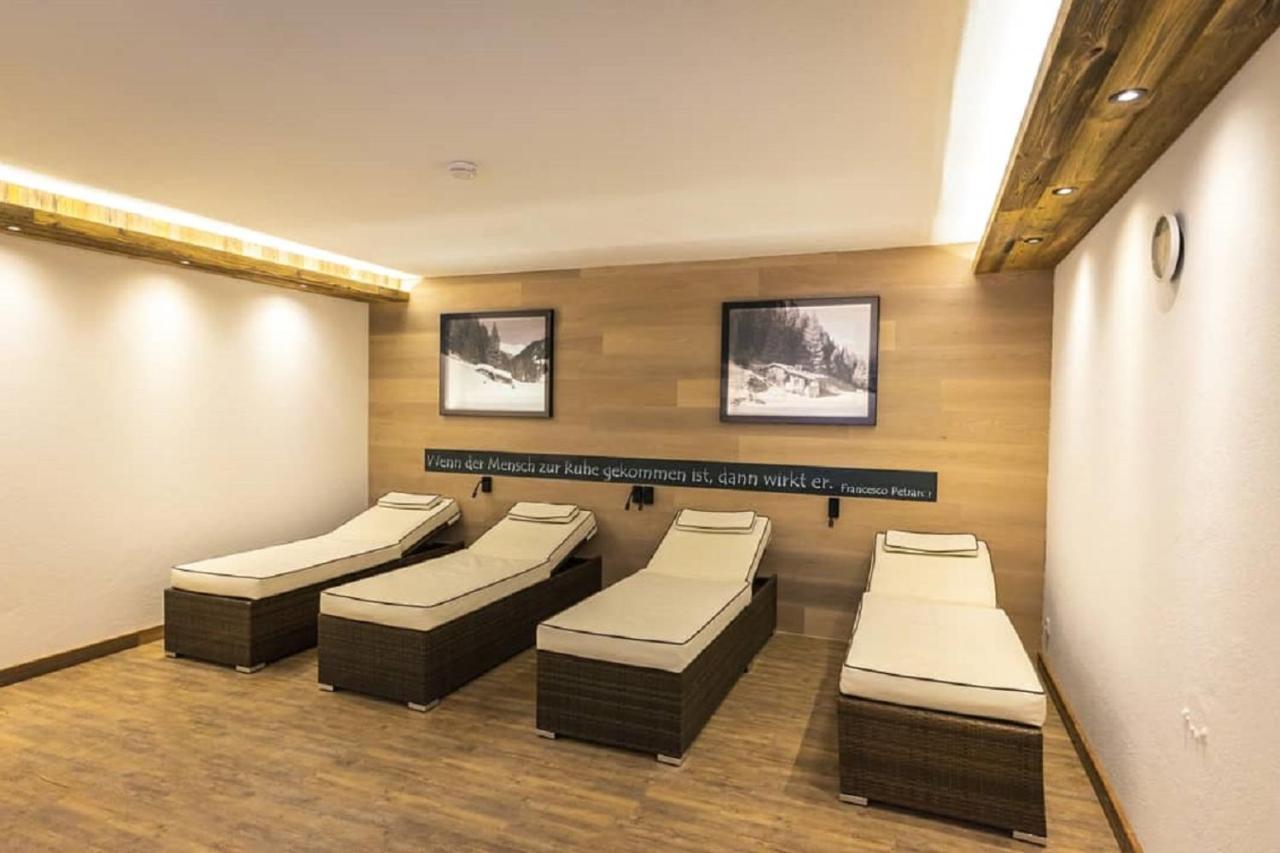 ניוסטיפט אים סטובאיטל Apart&Chalet Chiara מראה חיצוני תמונה