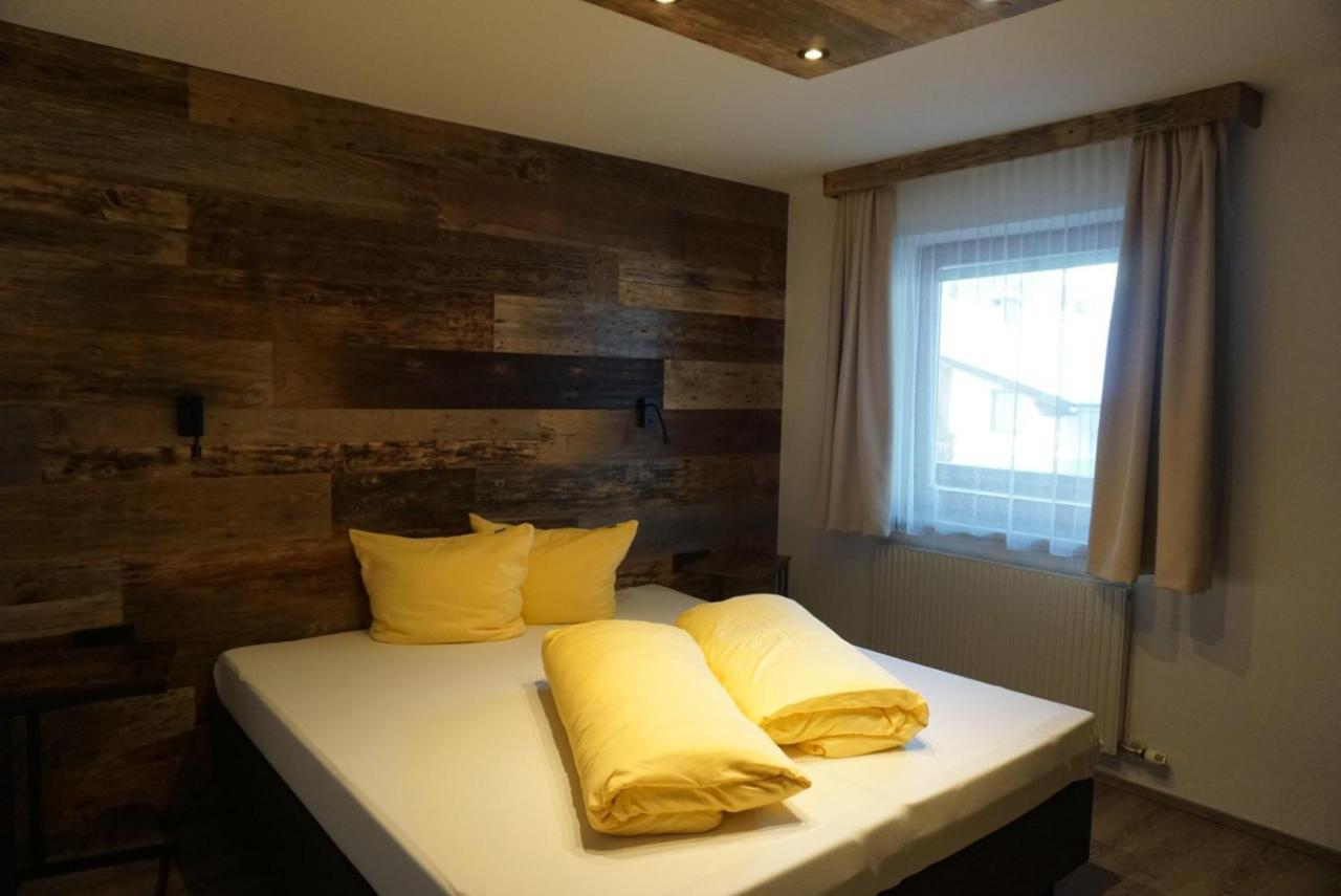 ניוסטיפט אים סטובאיטל Apart&Chalet Chiara מראה חיצוני תמונה
