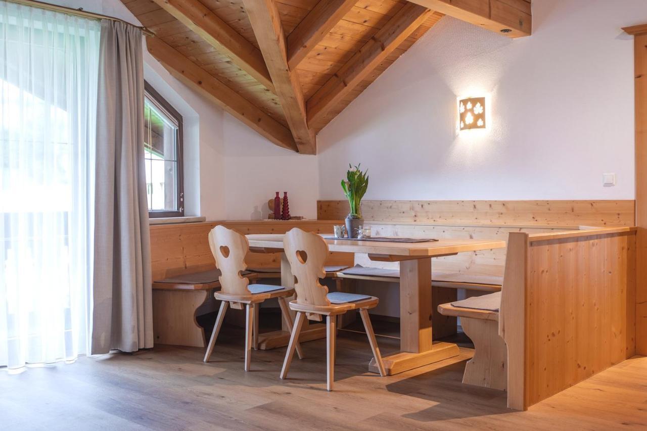 ניוסטיפט אים סטובאיטל Apart&Chalet Chiara מראה חיצוני תמונה