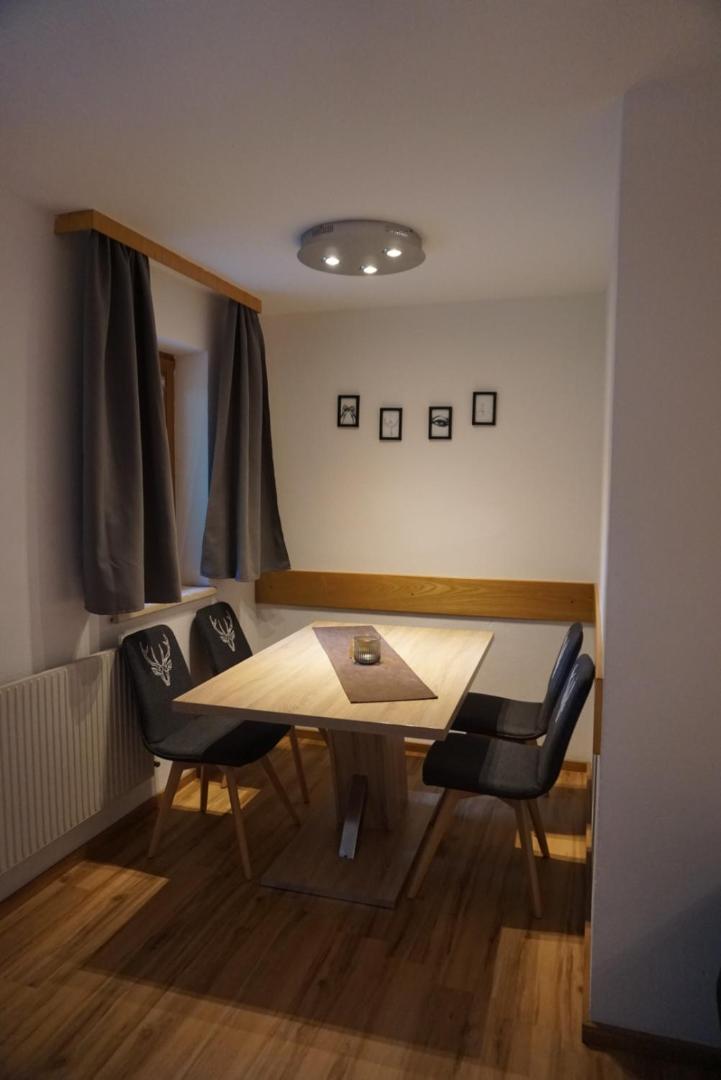 ניוסטיפט אים סטובאיטל Apart&Chalet Chiara מראה חיצוני תמונה