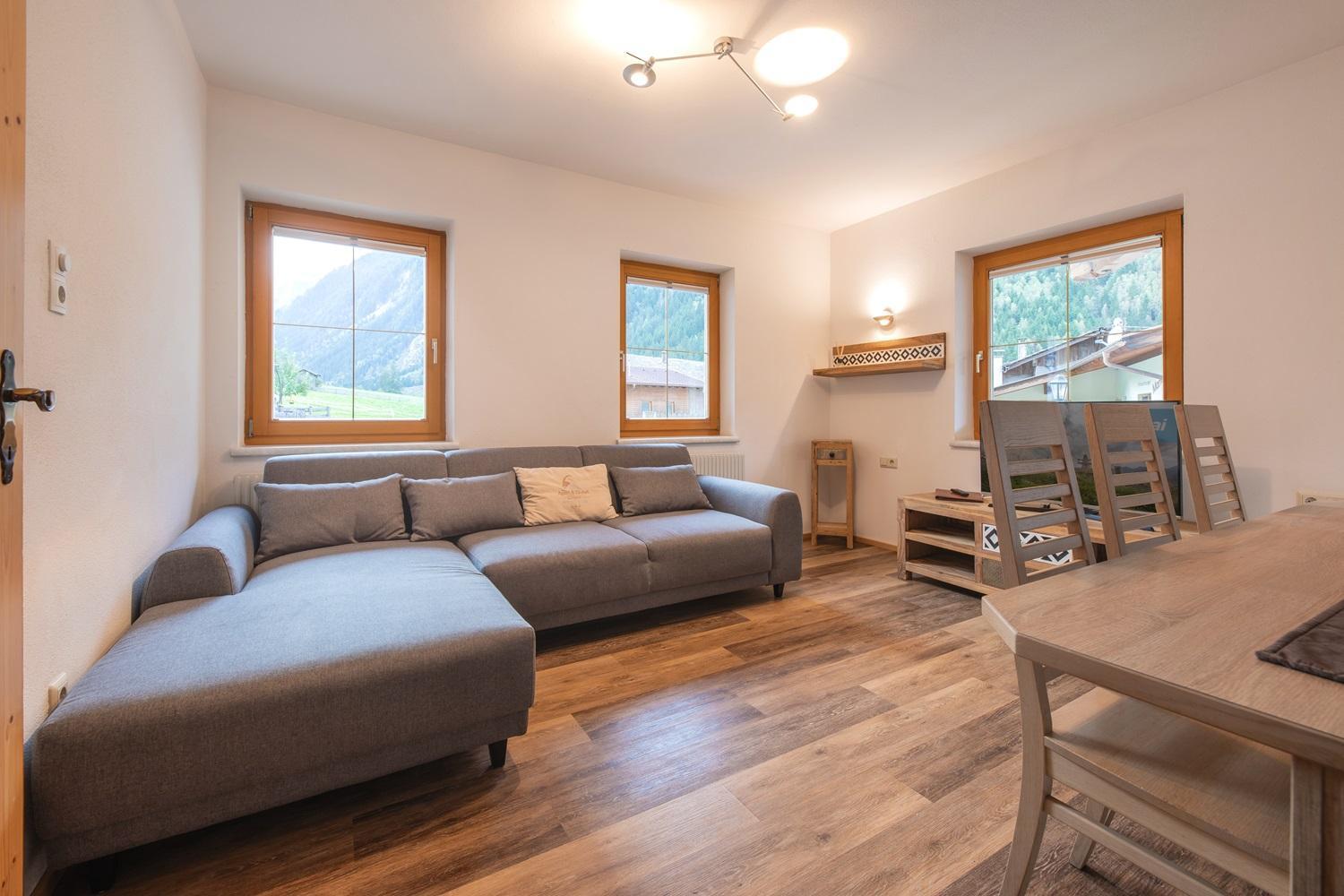 ניוסטיפט אים סטובאיטל Apart&Chalet Chiara מראה חיצוני תמונה