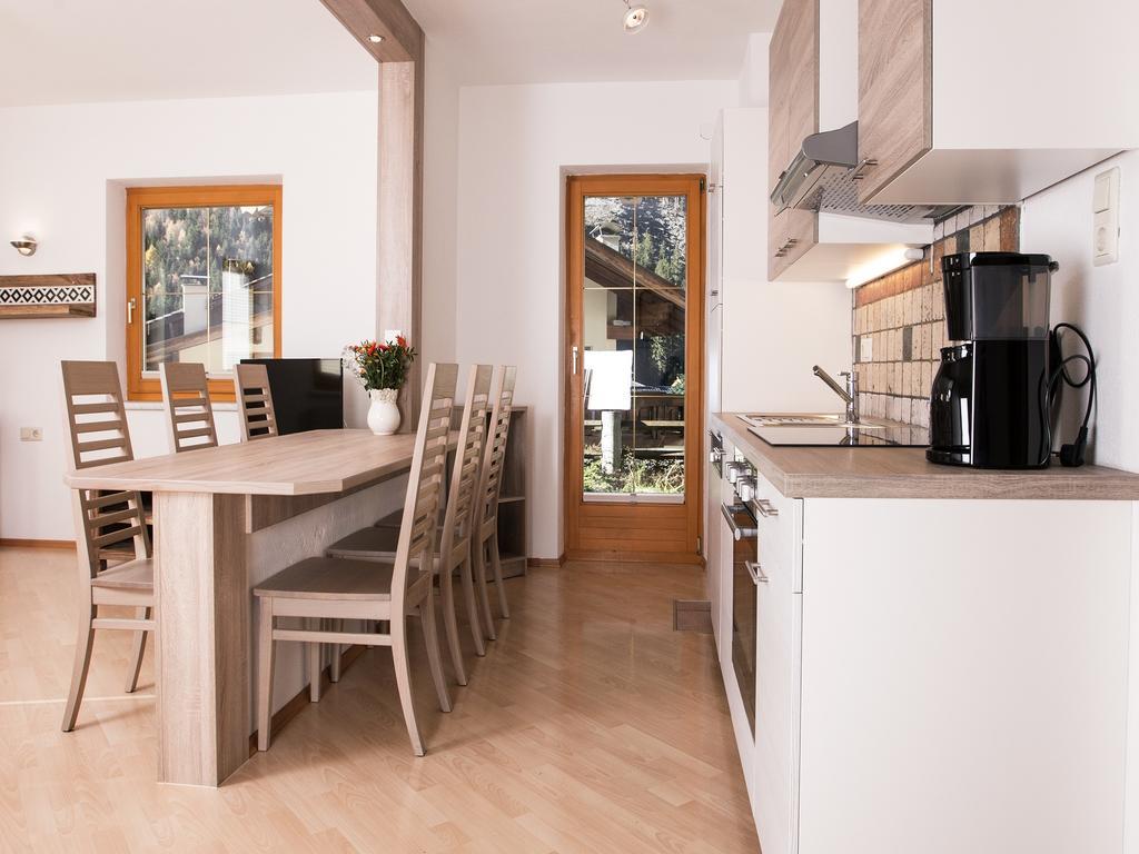 ניוסטיפט אים סטובאיטל Apart&Chalet Chiara מראה חיצוני תמונה
